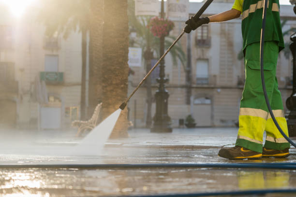 Best Gutter Cleaning  in Olmos Park, TX